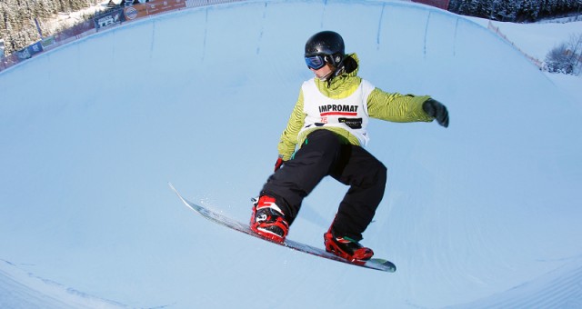 Snowboard a blesk